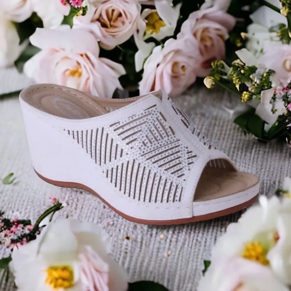 1 Left! Italina White Comfort Embellished Platform Wedge Sandal 10